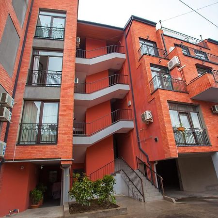 Apartments Beautiful Tbilisi On L.Meskhishvili Turn 1 Bagian luar foto