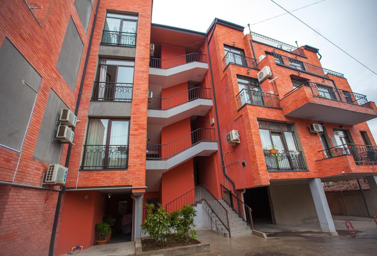 Apartments Beautiful Tbilisi On L.Meskhishvili Turn 1 Bagian luar foto